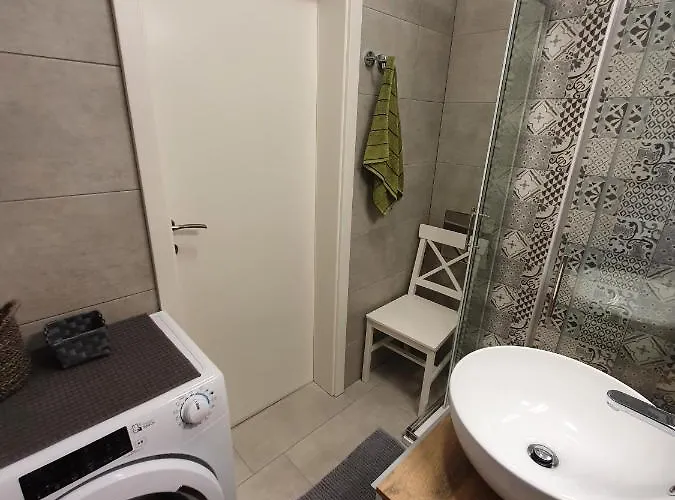 Fredi Apartment